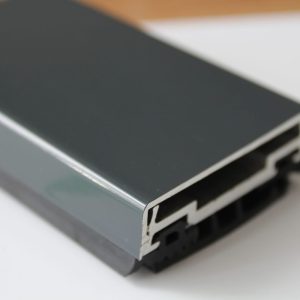 Klämprofil med Gummipackningar och Lock - Anodiserad Aluminium – Grafit